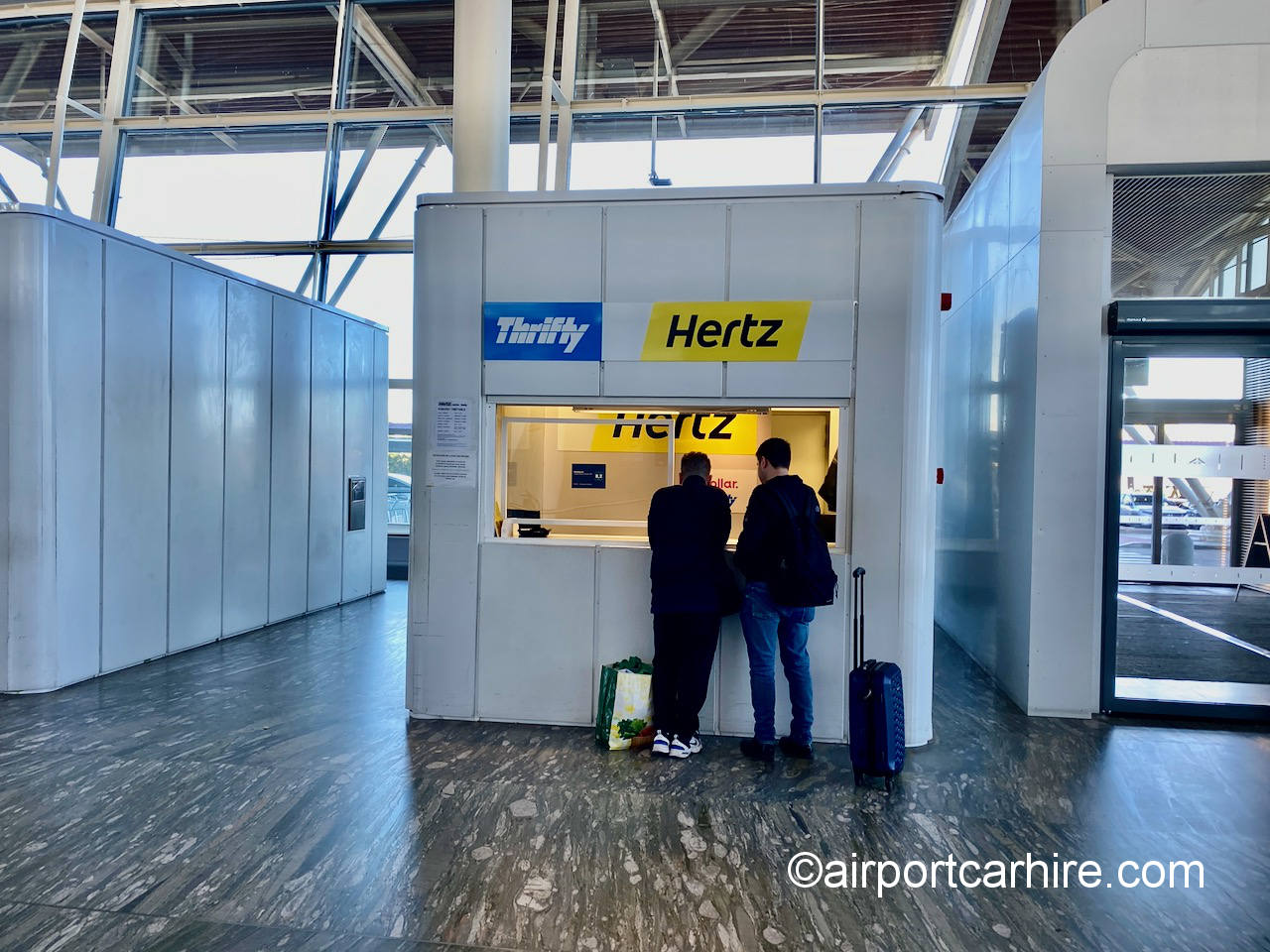 Zaragoza Airport Hertz  Car Hire Desk